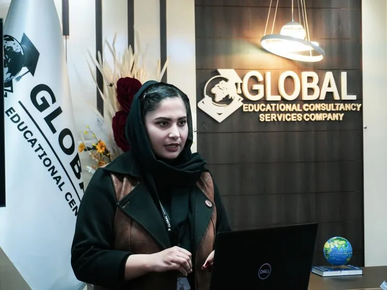 Ms. Maryam Hormati, Senior Educational Consultant, on choosing a course